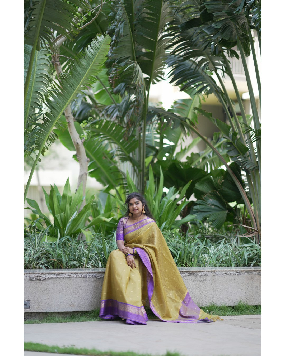 Vintage Checks Silk Saree – HOS-104