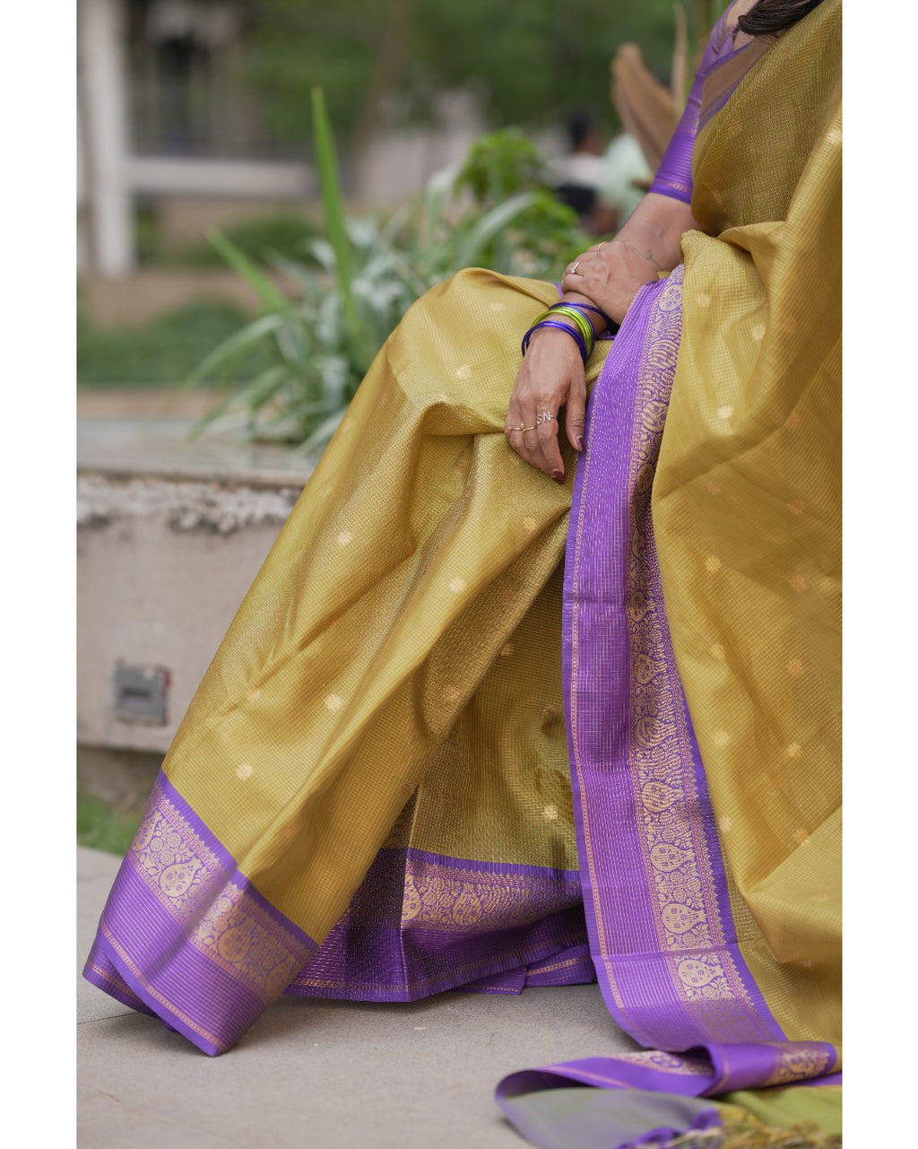 Vintage Checks Silk Saree – HOS-104