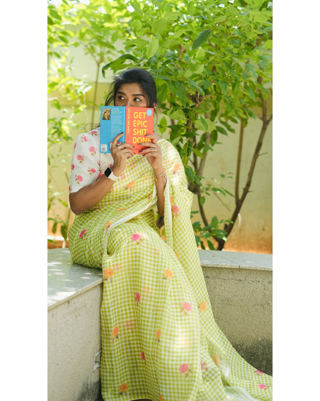 Floral Soft Linen Saree – HOS-107